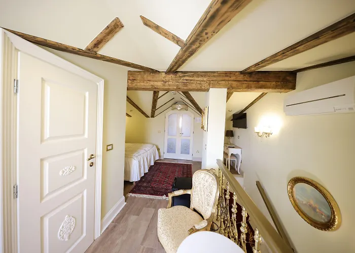 Palazzo Venezia-adults Only Bed & Breakfast 4*