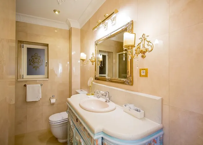 Palazzo Venezia-adults Only Bed & Breakfast 4*