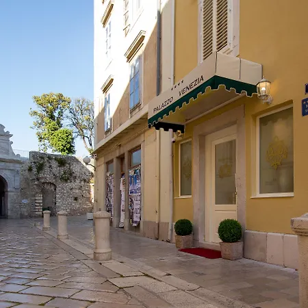 Oda ve Kahvaltı Palazzo Venezia-adults Only Zadar