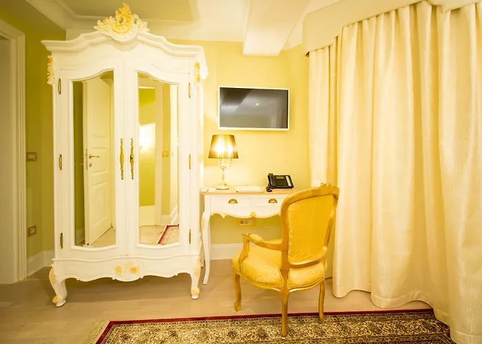 Palazzo Venezia-adults Only Bed & Breakfast 4*